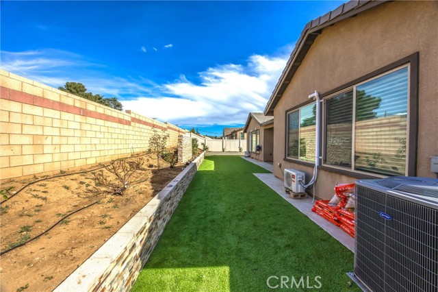 Detail Gallery Image 42 of 58 For 1322 Melstone, Beaumont,  CA 92223 - 4 Beds | 3 Baths