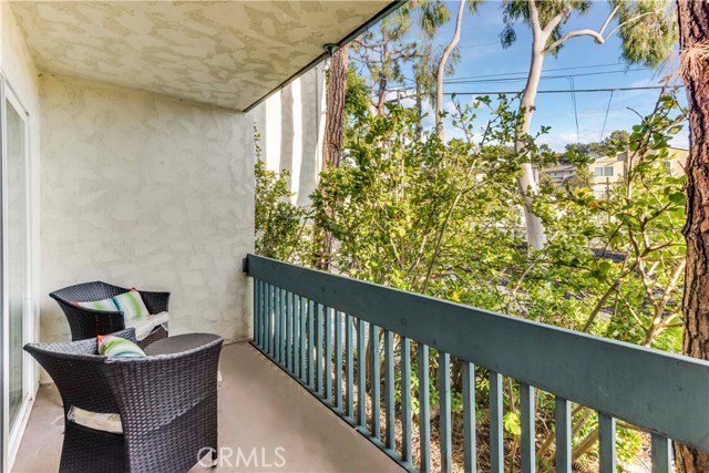 906 Camino Real, Redondo Beach, California 90277, 2 Bedrooms Bedrooms, ,2 BathroomsBathrooms,Residential,Sold,Camino Real,SB17021311