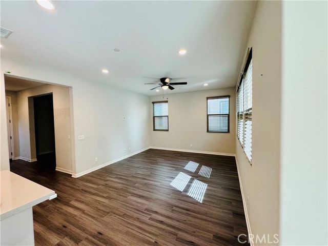 7457 Channel View Street, Chino CA: https://media.crmls.org/medias/5f71c05e-f8ec-4cdc-b3c1-4bf509bdb433.jpg