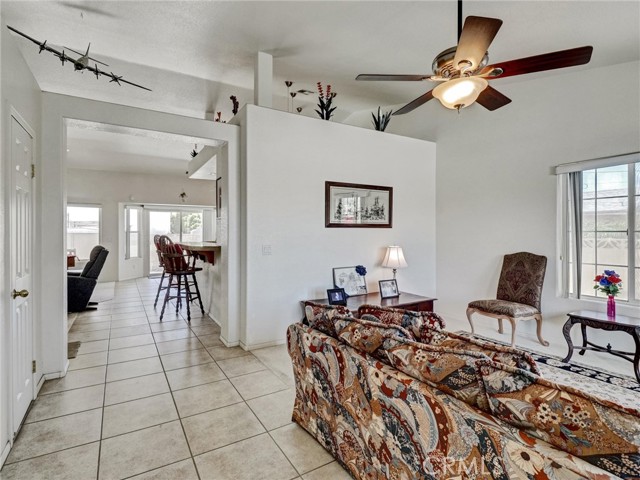 15900 Avenida Atezada, Desert Hot Springs CA: https://media.crmls.org/medias/5f71e8d4-edc5-474c-ab6e-29253a542450.jpg