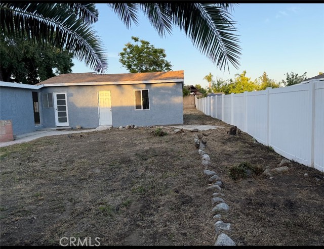 2045 S Cypress Avenue, Ontario CA: https://media.crmls.org/medias/5f723f69-a107-4d61-9448-42fb0286409a.jpg