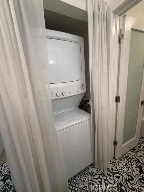 https://media.crmls.org/medias/5f72d265-5eb3-4827-bc06-9cc404d8f9cd.jpg?preset=X-Large