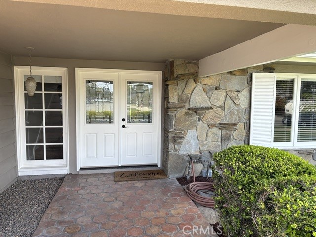 Detail Gallery Image 4 of 23 For 1821 Pitcairn Dr, Costa Mesa,  CA 92626 - 4 Beds | 3 Baths