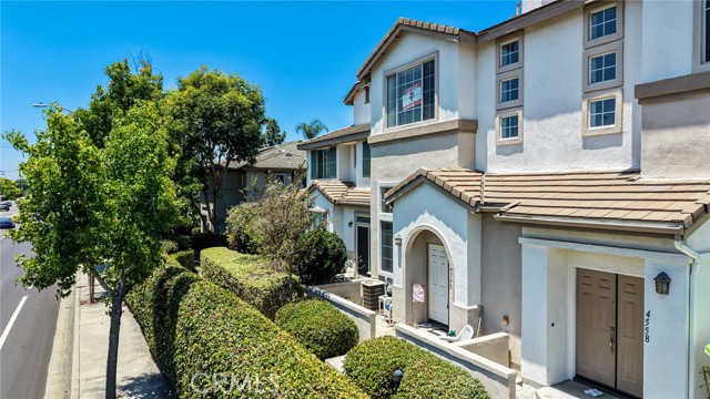 4560 Montecito DR