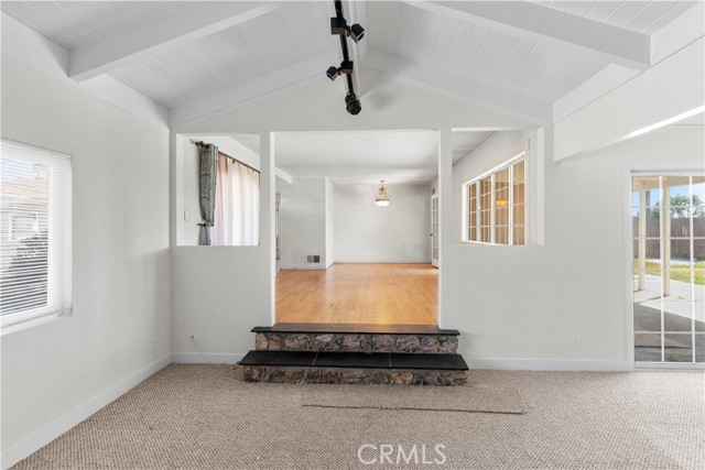 13303 Judah Avenue, Hawthorne CA: https://media.crmls.org/medias/5f747e93-374d-422c-82d8-6994a52bf6d7.jpg