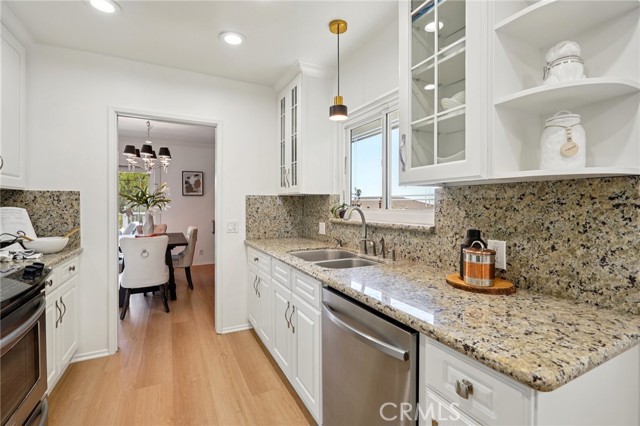 Detail Gallery Image 18 of 41 For 4527 Leata Ln, La Canada Flintridge,  CA 91011 - 2 Beds | 2 Baths