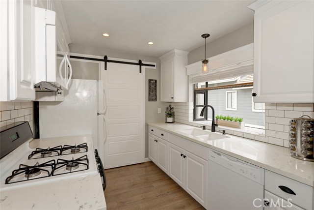 Detail Gallery Image 2 of 25 For 14 Coventry Ln #263,  Aliso Viejo,  CA 92656 - 1 Beds | 1 Baths