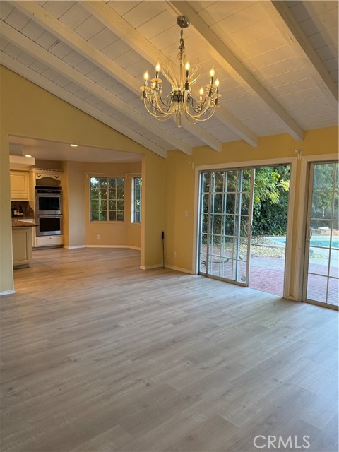 Detail Gallery Image 31 of 60 For 5224 Woodlake, Woodland Hills,  CA 91367 - 4 Beds | 3/1 Baths