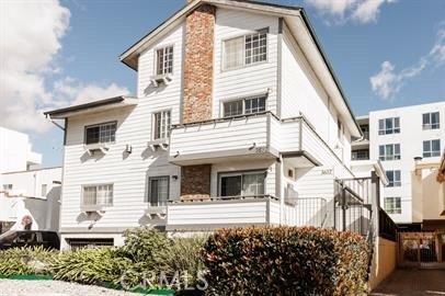 3632 Dunn Drive, Los Angeles CA: https://media.crmls.org/medias/5f75d423-6b7a-459d-ab2c-4493f13be0da.jpg