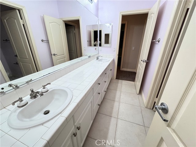 Detail Gallery Image 18 of 22 For 2946 Muir Trail Dr, Fullerton,  CA 92833 - 4 Beds | 3/1 Baths