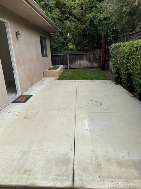 Detail Gallery Image 6 of 12 For 4220 Matilija Ave, Sherman Oaks,  CA 91423 - 3 Beds | 2 Baths