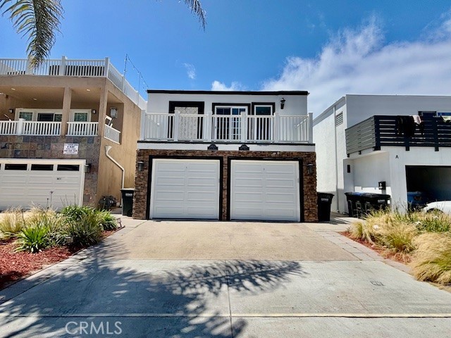 Detail Gallery Image 1 of 28 For 5015 River Ave, Newport Beach,  CA 92663 - 4 Beds | 3 Baths