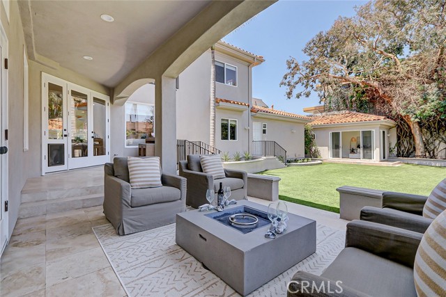 Detail Gallery Image 53 of 70 For 819 11th St, Manhattan Beach,  CA 90266 - 6 Beds | 5/2 Baths