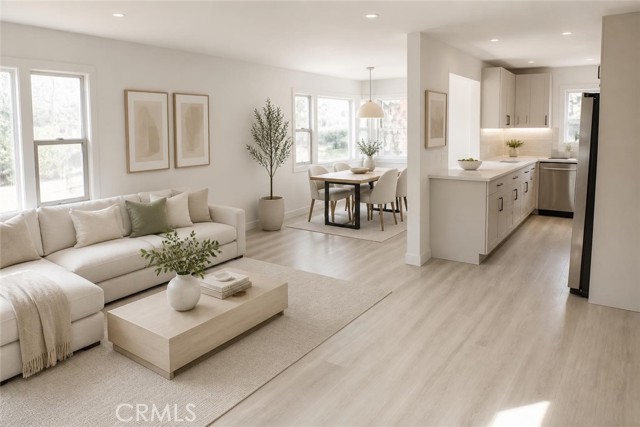 Front Image Thumbnail for CRSR26093377