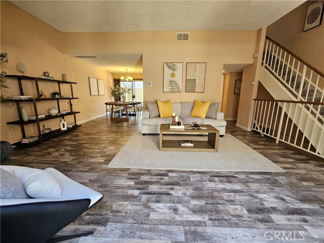 Detail Gallery Image 9 of 41 For 511 E Live Oak Ave #7,  Arcadia,  CA 91006 - 2 Beds | 2/1 Baths