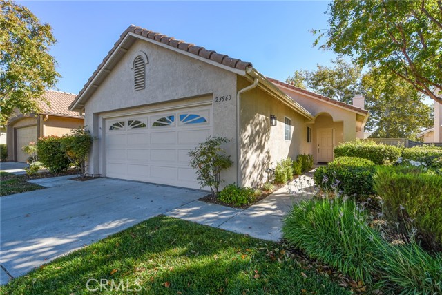 Detail Gallery Image 3 of 34 For 23963 via Astuto, Murrieta,  CA 92562 - 2 Beds | 2 Baths