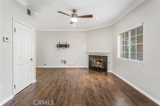 Detail Gallery Image 5 of 36 For 1200 E Highland Ave #402,  Redlands,  CA 92374 - 2 Beds | 2/1 Baths