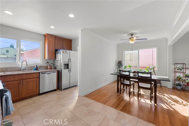 Detail Gallery Image 6 of 31 For 2412 Del Amo, Lakewood,  CA 90712 - 3 Beds | 1 Baths