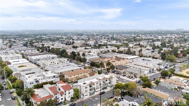 3604 Westwood Boulevard, Los Angeles CA: https://media.crmls.org/medias/5f7b15e8-c94f-477c-a48a-a30d7319dacb.jpg