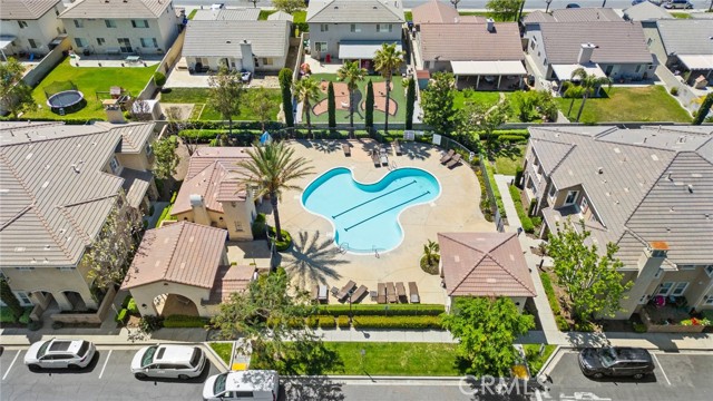 Detail Gallery Image 11 of 44 For 14975 S Highland Ave #82,  Fontana,  CA 92336 - 3 Beds | 2/1 Baths