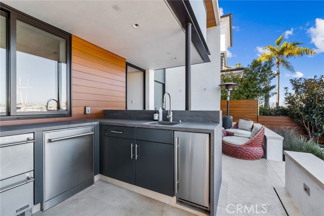 Detail Gallery Image 28 of 32 For 1509 E Bay Ave, Newport Beach,  CA 92661 - 4 Beds | 4/1 Baths