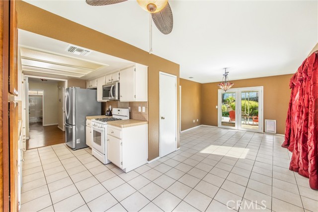 Detail Gallery Image 17 of 56 For 640 Jeremy Ct, Redlands,  CA 92374 - 3 Beds | 2 Baths