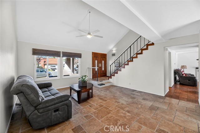 Detail Gallery Image 16 of 54 For 6116 E Paseo Rio Azul, Anaheim,  CA 92807 - 3 Beds | 2/1 Baths