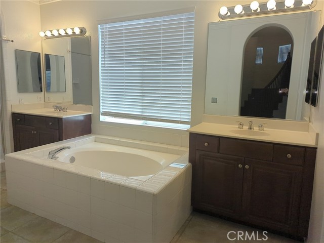 Detail Gallery Image 15 of 16 For 44516 Penbrook Ln, Temecula,  CA 92592 - 4 Beds | 3 Baths