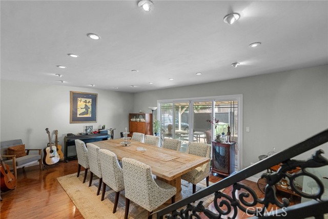 11821 Balboa, Granada Hills CA: https://media.crmls.org/medias/5f7c92d8-f9ee-46a7-81c8-8aa2e87b4397.jpg