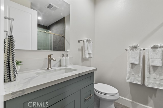 Detail Gallery Image 31 of 31 For 305 N Mountain View St, Santa Ana,  CA 92703 - 3 Beds | 3/1 Baths