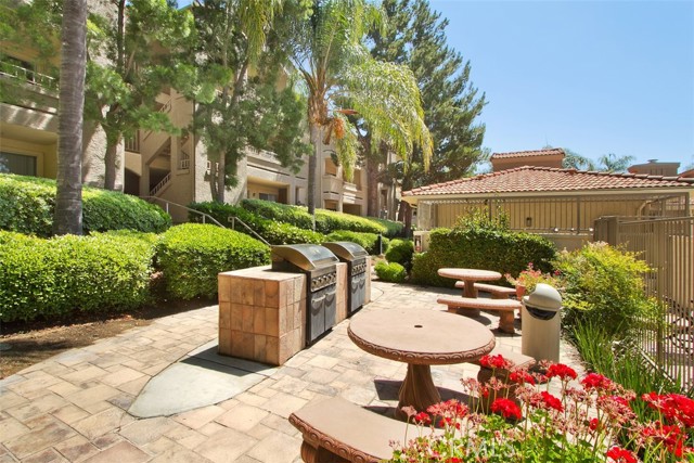 Detail Gallery Image 33 of 39 For 2045 Las Colinas Cir #103,  Corona,  CA 92879 - 1 Beds | 1 Baths
