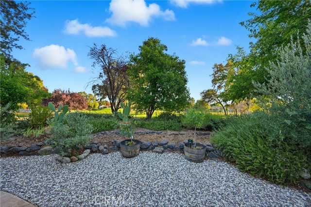 Detail Gallery Image 37 of 46 For 19453 Mountain Meadow North, Hidden Valley Lake,  CA 95467 - 3 Beds | 2 Baths