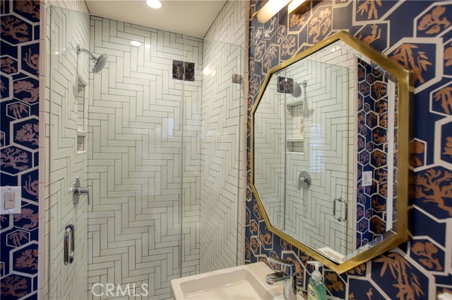 Detail Gallery Image 11 of 44 For 1628 Santa Rosa Ave, Glendale,  CA 91208 - 3 Beds | 2/2 Baths