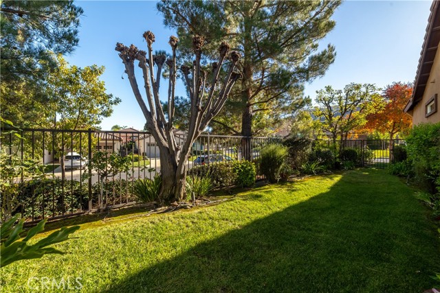 Detail Gallery Image 23 of 27 For 23976 Steelhead, Corona,  CA 92883 - 2 Beds | 2 Baths