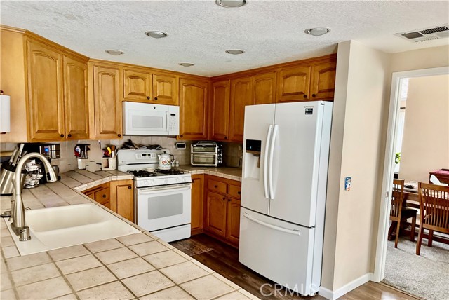 Image 4 of 68 For 16 San Carlos