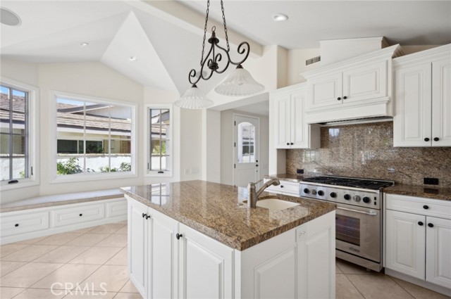 Detail Gallery Image 9 of 27 For 14 Sandbar Dr, Corona Del Mar,  CA 92625 - 3 Beds | 2 Baths