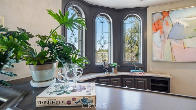 Detail Gallery Image 21 of 74 For 4548 Ellenboro, Woodland Hills,  CA 91364 - 4 Beds | 4/1 Baths