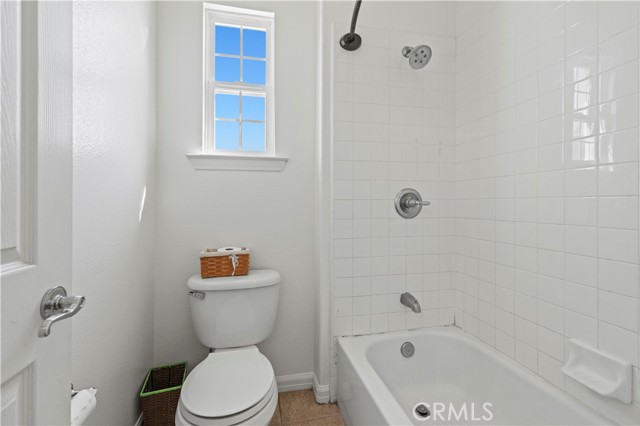 26821 Peppertree Drive, Valencia CA: https://media.crmls.org/medias/5f821f35-878f-48f2-bdaf-057fe4afa280.jpg