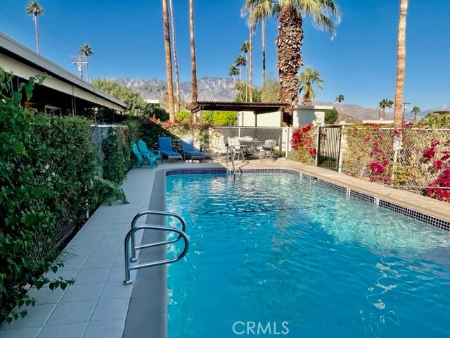 Front Image Thumbnail for CRNP25266469