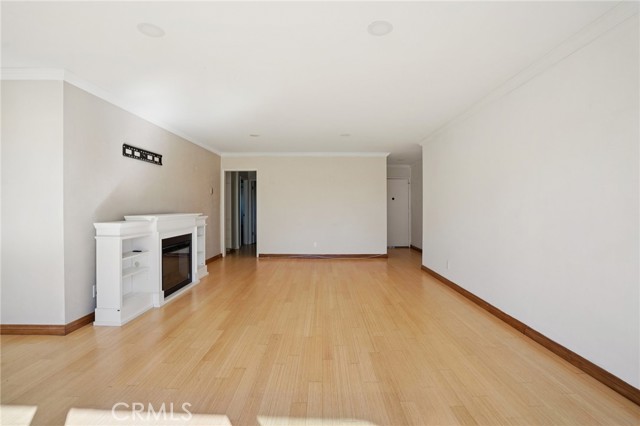 Detail Gallery Image 15 of 33 For 100 Hermosa Ave 3a,  Long Beach,  CA 90802 - 2 Beds | 2 Baths
