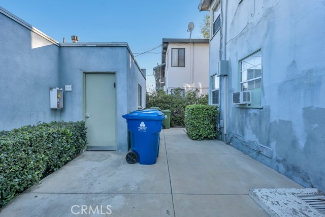 Detail Gallery Image 50 of 58 For 6308 Coldwater Canyon, North Hollywood,  CA 91606 - – Beds | – Baths