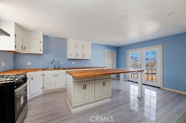 Image 12 of 33 For 63285 Pinyon Drive