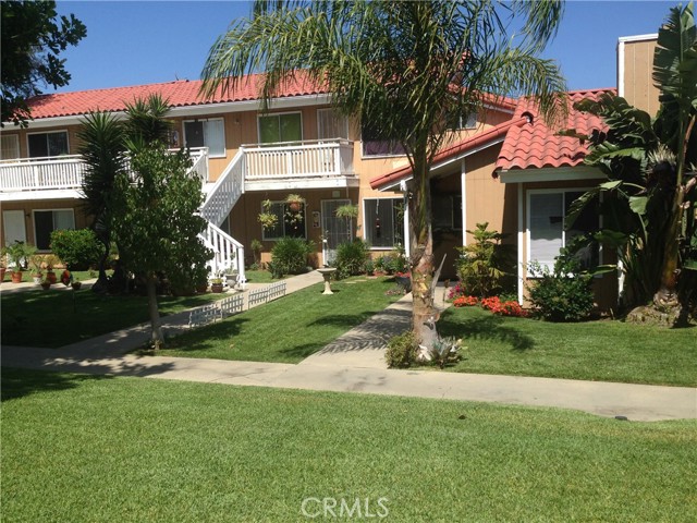 1826 Pomona Ave, Costa Mesa, CA 92627