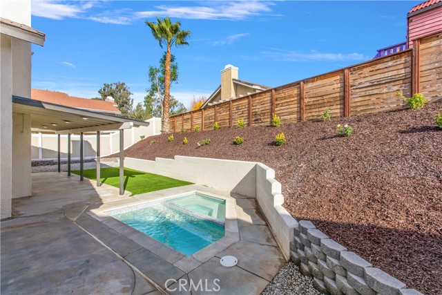 304 N Dearborn, Redlands CA: https://media.crmls.org/medias/5f86d473-e9fd-4f12-a489-ef3d856524d9.jpg