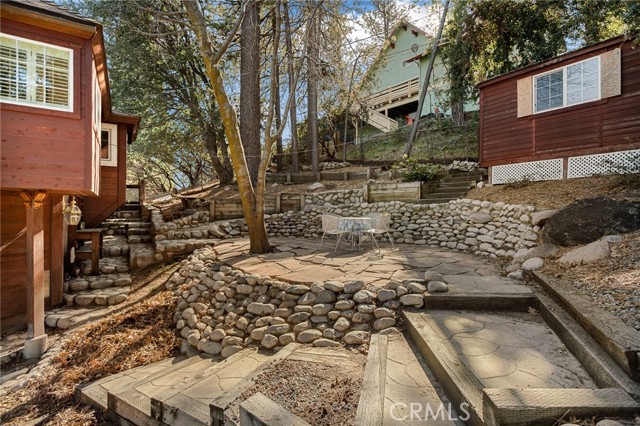 Detail Gallery Image 47 of 50 For 971 Grass Valley, Lake Arrowhead,  CA 92352 - 3 Beds | 4 Baths