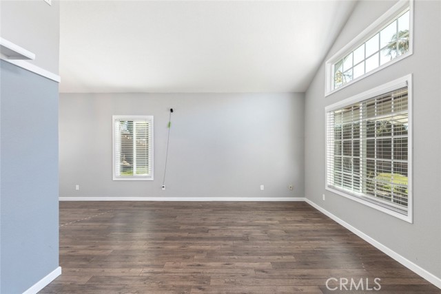 Detail Gallery Image 13 of 51 For 15082 Christina Ct, Lake Elsinore,  CA 92530 - 4 Beds | 3 Baths