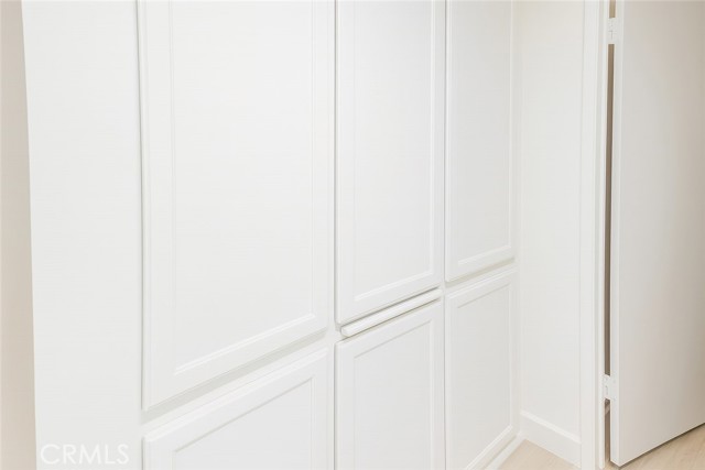 Detail Gallery Image 13 of 14 For 1310 Roxbury Dr #102,  Los Angeles,  CA 90035 - 2 Beds | 2 Baths