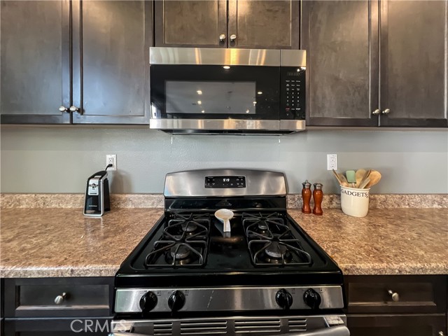 30441 Village Terrace Drive, Menifee CA: https://media.crmls.org/medias/5f887c12-af18-4072-a79c-50d91e3bb5d0.jpg