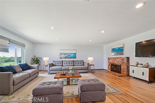 7906 Appaloosa Court, Rancho Cucamonga CA: https://media.crmls.org/medias/5f88d93e-c982-4090-8961-d5ccca18af23.jpg