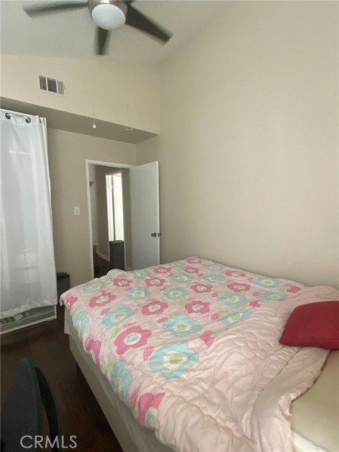 2408 N North Creek Lane, Fullerton CA: https://media.crmls.org/medias/5f88fc45-9a1c-49c3-be46-6c43754a7bb6.jpg
